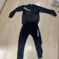 アスレタ　服　上ピステ　下綿