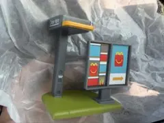 マクドナルド ハッピーセットおもちゃ