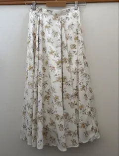 TOCCO closet 花柄ロングスカートのサムネイル