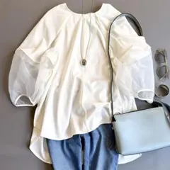 美品 エレンディーク ハーフオーガンジースリーブブラウス ボリューム袖 ホワイトのサムネイル