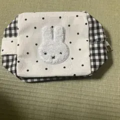 miffy ミッフィー ギンガムチェック ドット スクエア型ポーチ 新品未使用