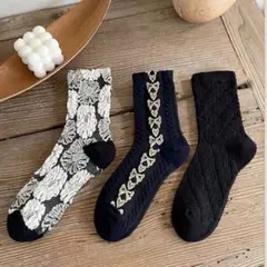 Item thumbnail for item e42ce55e-6ef1-42e4-bf15-b890d572e8c2