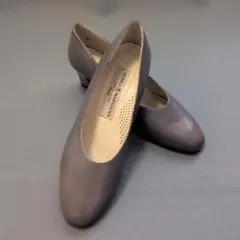 SERRA MARILENA パンプス グレー イタリア製のサムネイル