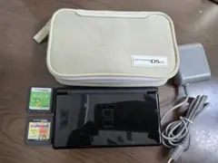 ニンテンドーDS Lite 本体 充電器 ケース、ソフト2つ付き