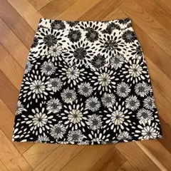 美品✨ZARAはながらミニスカート　XS