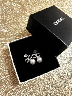 CCマーク　パールピアス