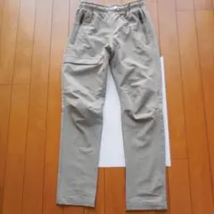 ワークマン　エアロストレッチジュニアクライミングパンツ　140 ベージュ