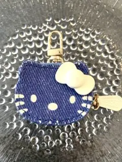 新品✨即発送 ❣]ハローキティ チャーム型コインケース／AirTagケース