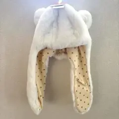 【新品未使用】48〜50cm ファークマ耳付きホワイトベビー帽子
