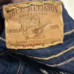 TRUE RELIGION WORLD TOUR ブーツカットデニム 33インチ