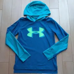 アンダーアーマージュニア男の子140くらいYMDパーカー長袖ロンTヒートギア