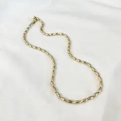 Item thumbnail for item 12f7b120-d2f3-49cf-baab-eeddd8ebce7d