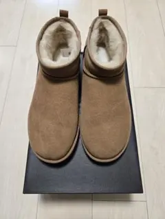 UGG M CLASSIC ULTRA MINIのサムネイル