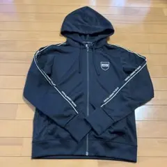 SY32 フルジップ 黒パーカーのサムネイル