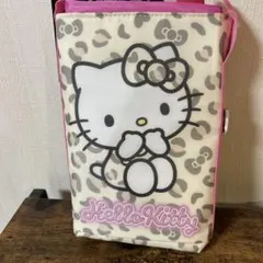 しまむら　ハローキティ保冷バック　ピンクヒョウ