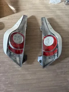 Item thumbnail for item 3e75486d-1efc-420c-b2ff-dc3b15416453