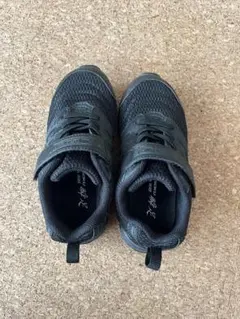 瞬足　ブラックシューズ 18.0cm ベルクロ