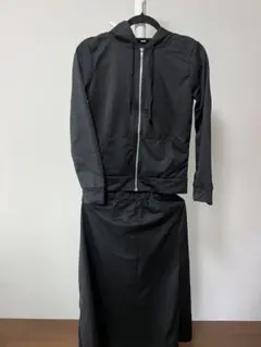 値下げ交渉可能、未使用品　ブラック フード付き　スカート　セットアップ L
