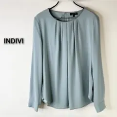 INDIVI アセテート混生地 バックサテン ジョーゼット タックブラウスのサムネイル