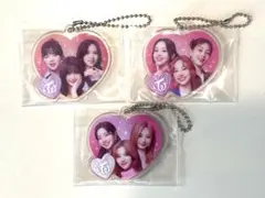 ★TWICE クリスマス ハート型キーホルダー フルメンバーセット★