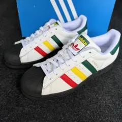 2025年最新】adidas スニーカー ラスタカラーの人気アイテム - メルカリ