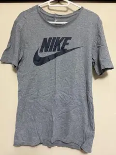 Nike グレー 半袖 Tシャツ　ナイキ