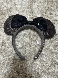 ディズニー ミニーカチューシャ 黒とシルバー