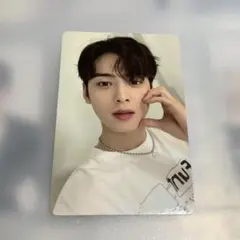 ASTRO ウヌ トレカ