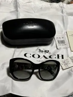COACH サングラス黒のサムネイル