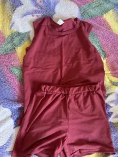 タンクトップとショートパンツセット