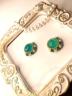 翡翠風の耳飾り