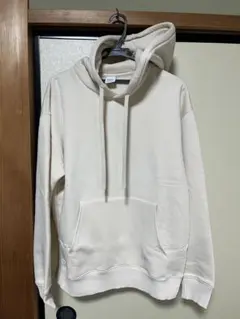 ZARA クリーム色 Mサイズ パーカー