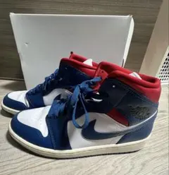 Item thumbnail for item 9478187e-fe68-4366-8acd-8703227dae52