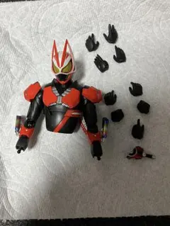 SHフィギュアーツ　仮面ライダーギーツ　ブースト　上半身のみ