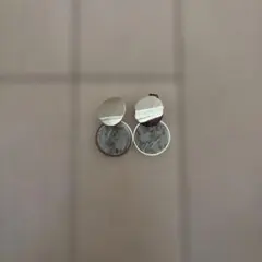 Item thumbnail for item 4c84e07b-d9ad-4e36-ad4f-210fa882815d