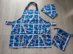 【3点セット】子供用エプロン★車柄★三角巾＆巾着つき★保育園・幼稚園に♪