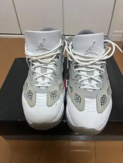 Jordan Brand Jordan 11 Low IEのサムネイル