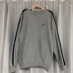 NIKE クルーネック スウェット グレー サイドライン ストリート スポーツ