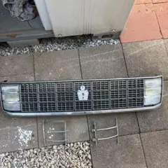 1３クラウン　前期　グリル