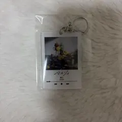マルシィ アクリルキーホルダー 隣で