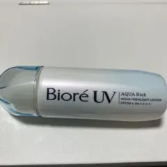 ビオレUVアクアリッチアクアハイライトローションのサムネイル