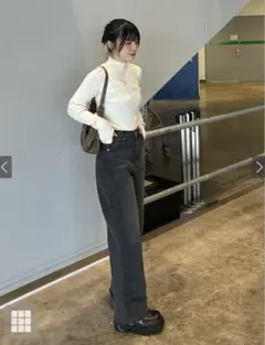 アイボリー タートルネックニット