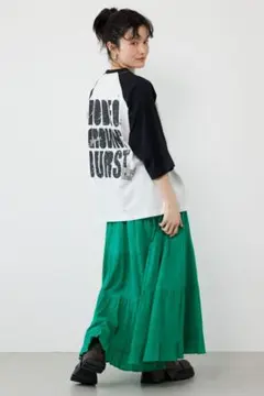 新品Mサイズ柄ホワイト♪ラグランTシャツ 早い者勝ち即お買い上げ大歓迎！買ってネのサムネイル