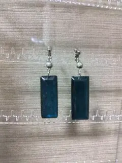 青色 シルバー イヤリング