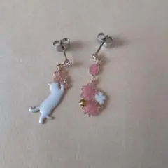 ピアス 猫 桜