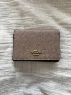 COACH ベージュ レザー 名刺入れ