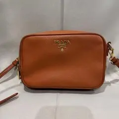 PRADA プラダ サフィアーノ ミニショルダーバッグ レディース 斜めがけ