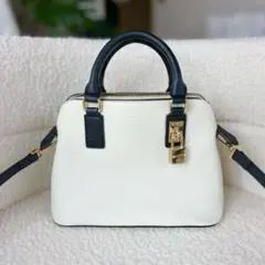 Samantha thavasa レディマイン　美品