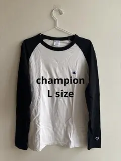 Champion ラグランスリーブTシャツ