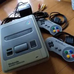 Nintendo スーパーファミコン 本体 コントローラー2つ付きジャンク品